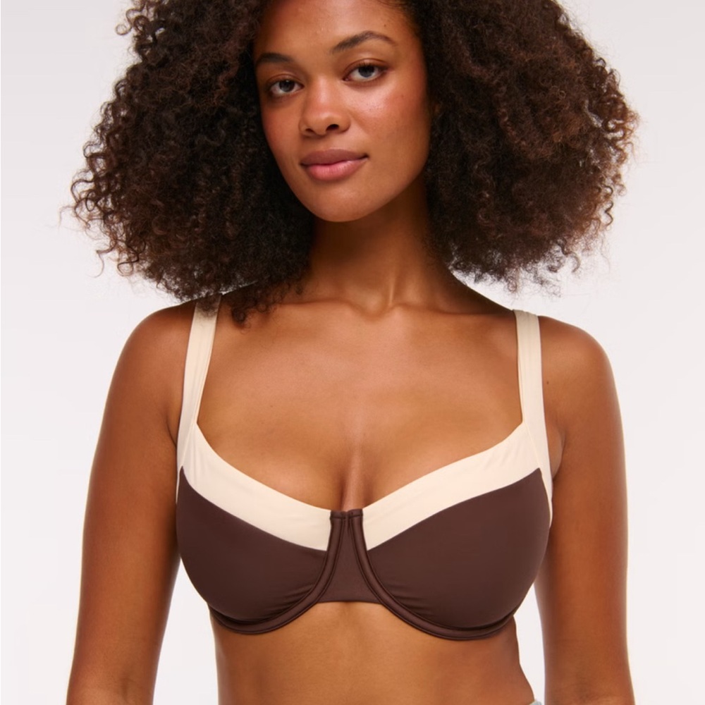 NWT Abercrombie & Fitch Curve Love Wide Strap Underwire Bikini Top